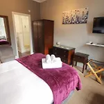 1 Park Road Nyaraló