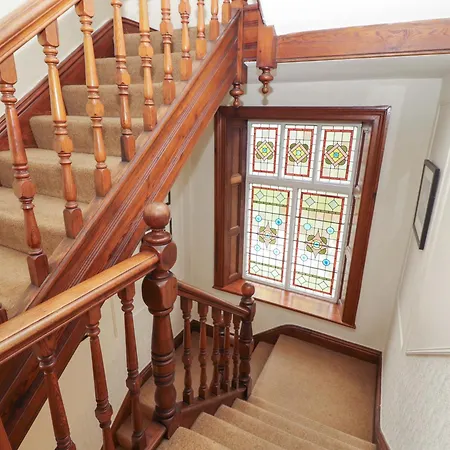 1 Park Road * Windermere